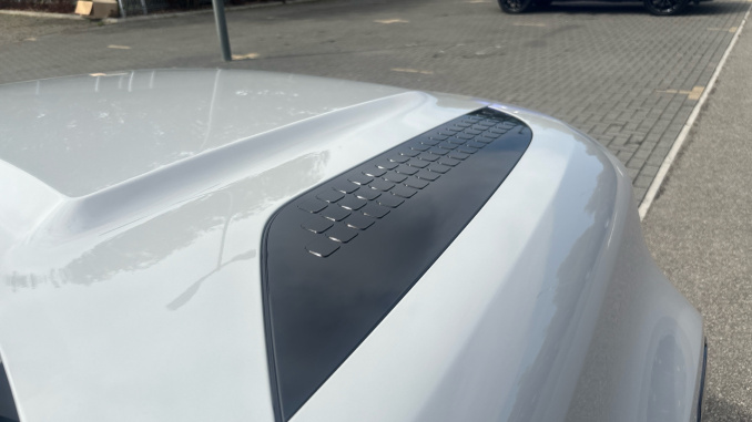 Land Rover Defender 3.0 D350 X-Dynamic HSE 110 5dr Auto Diesel Estate - Image 21
